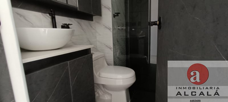 foto_30512_187_2278615043_ss.jpeg